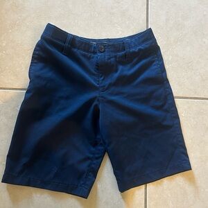 Excellent Condition Boys Under Armour Golf/Chino shorts - 10